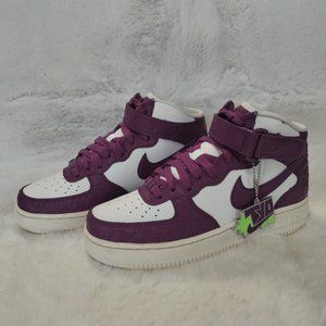 Nike Women's Air Force 1 '07 Mid Tokyo Sneaker Purple/White Size 6 US